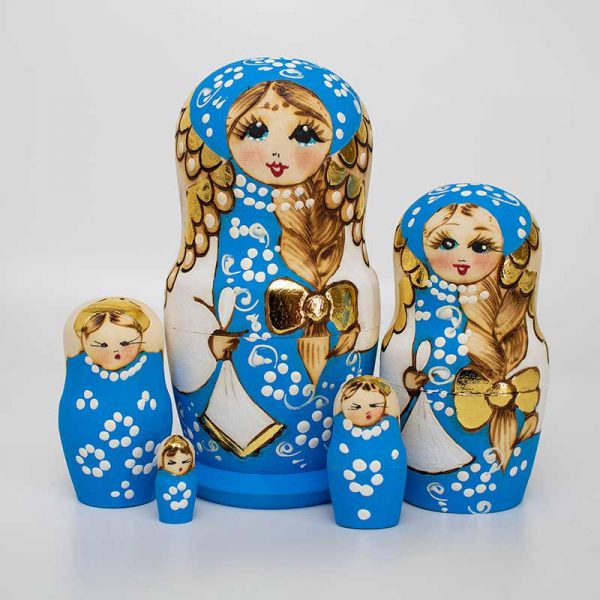 matryoshka russian nesting dolls