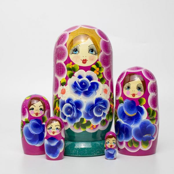 matryoshka russian nesting dolls