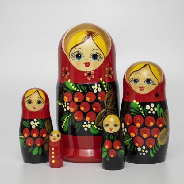 matryoshka russian nesting dolls